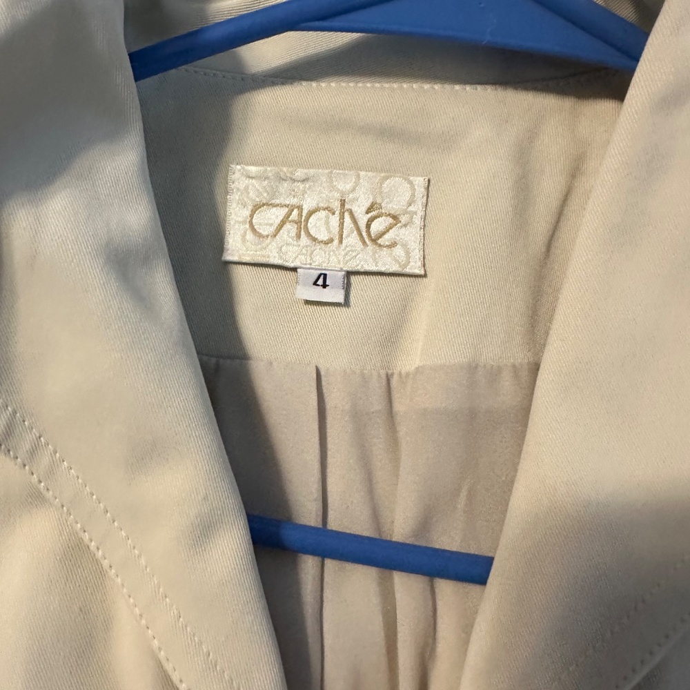 Cache Cream Jacket - image 2